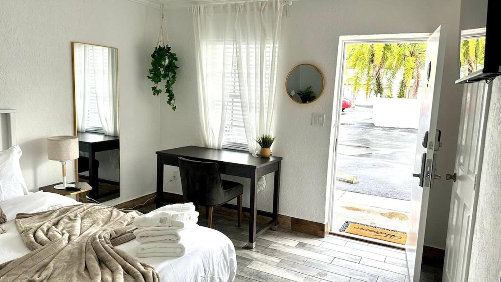1K Bed Studio Apt With Shared Pool 06 Clearwater Exterior foto