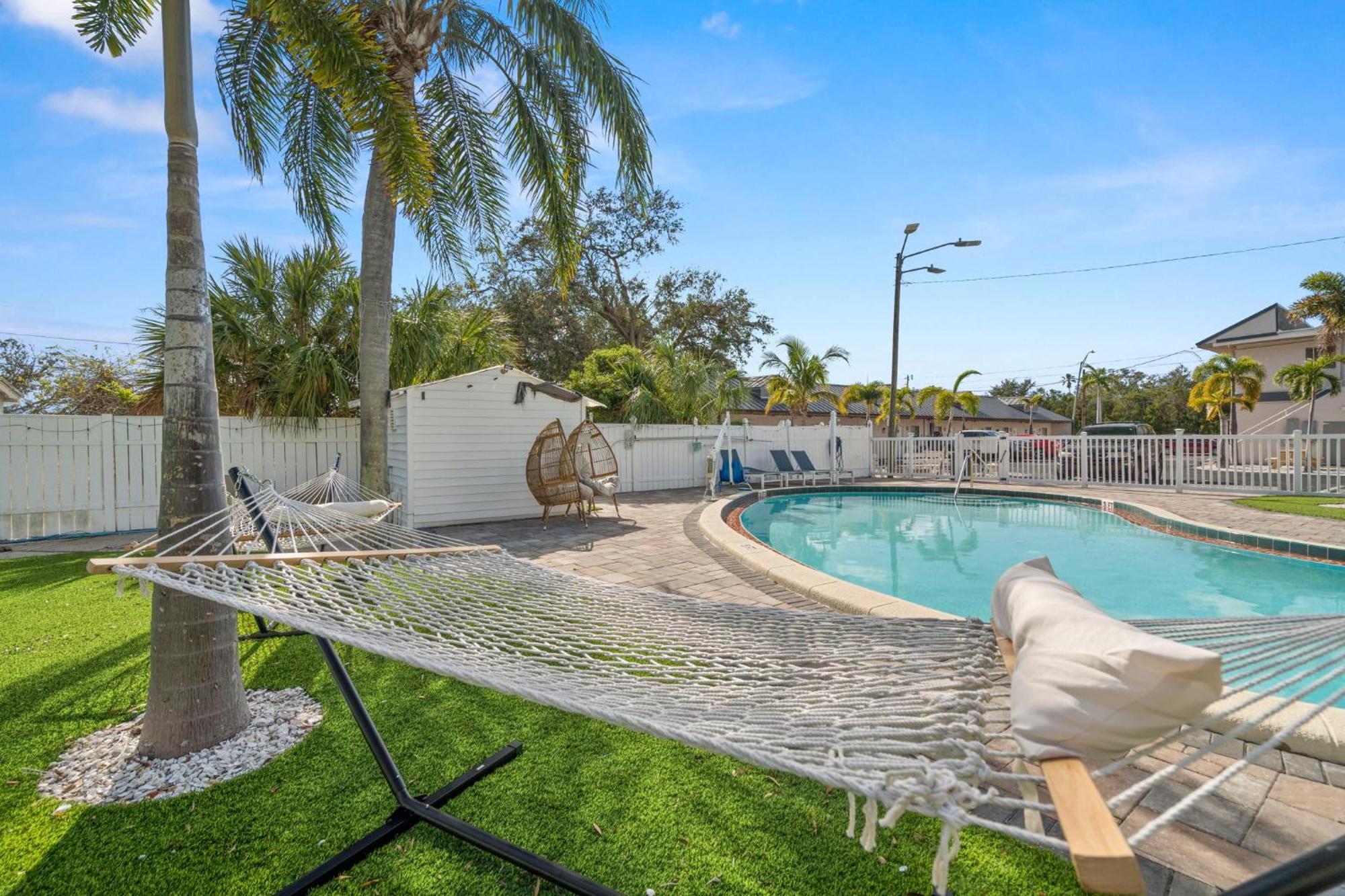 1K Bed Studio Apt With Shared Pool 06 Clearwater Exterior foto